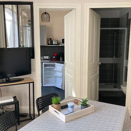 Studio Cosy Proche Parcs, Opera, Centre Ville 维琪 外观 照片